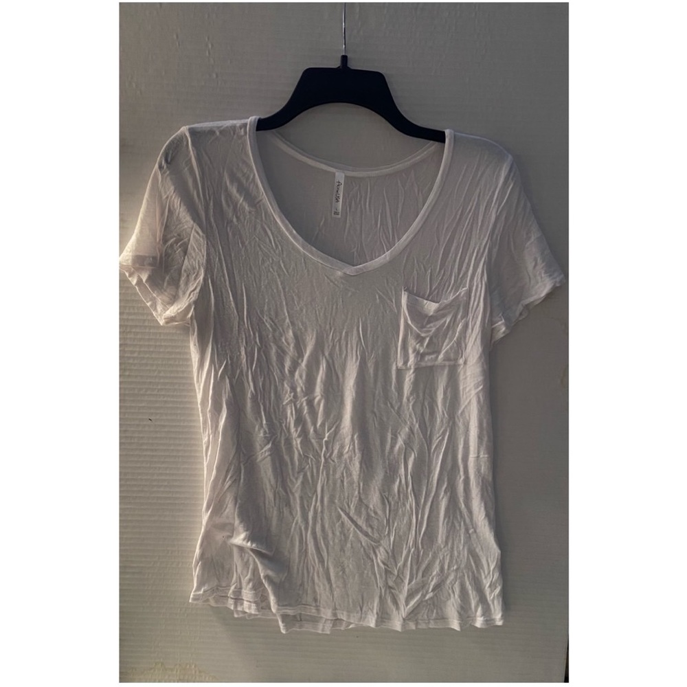 Active USA White T-shirt Size Large